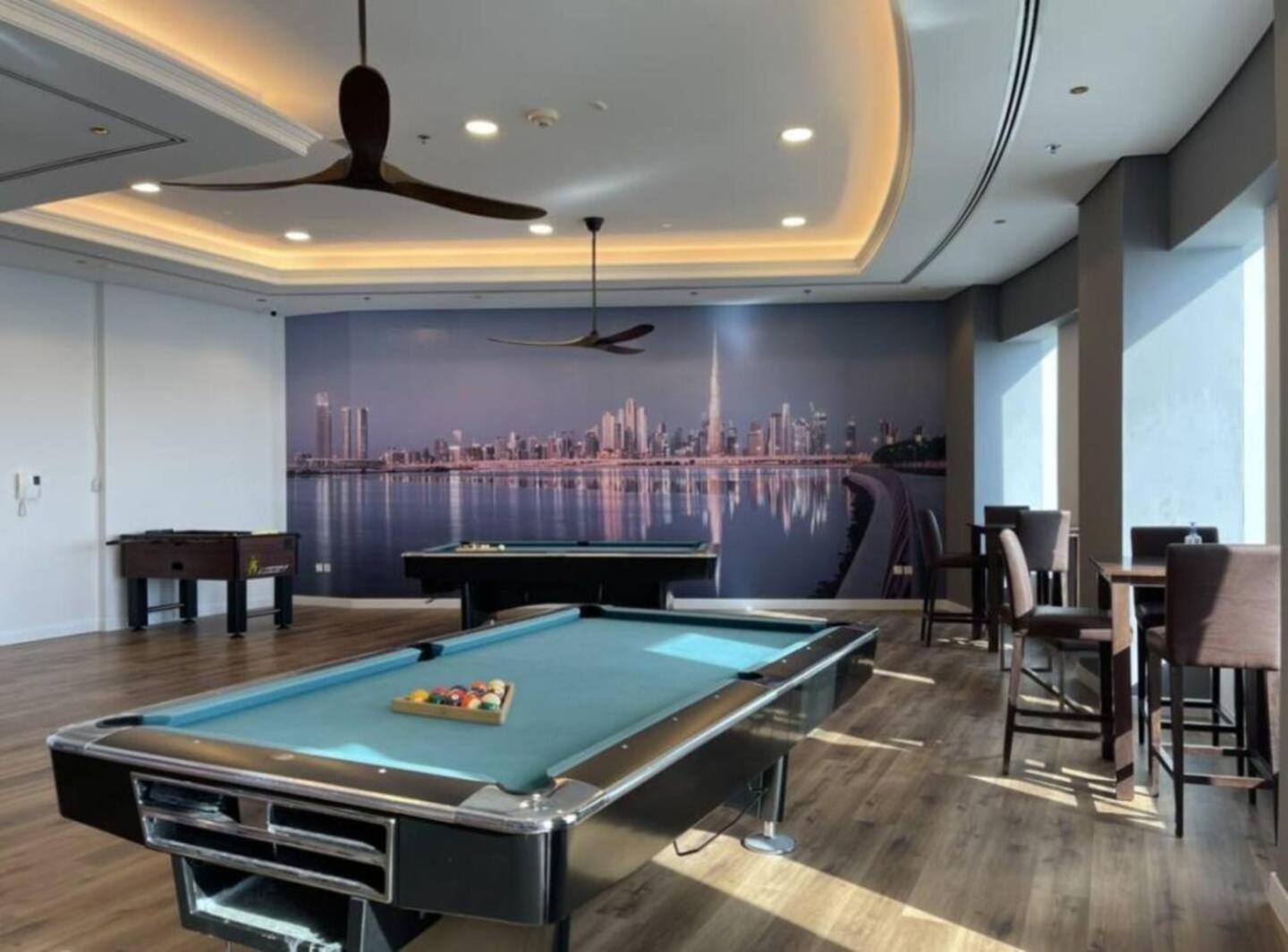Sea & Palm View Elegant 1 Bedroom Apartment Dubai Buitenkant foto