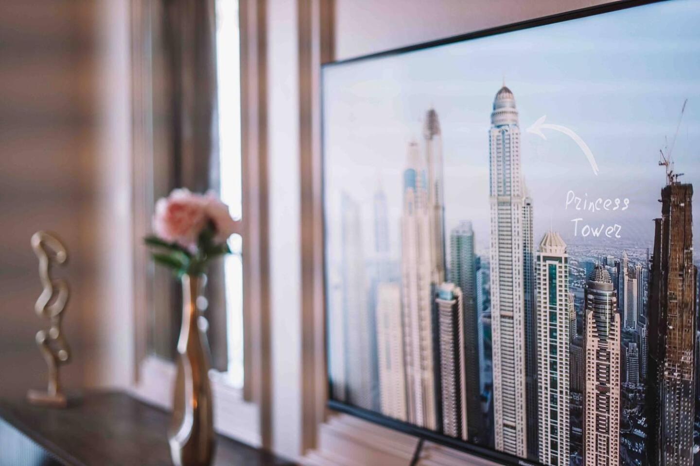 Sea & Palm View Elegant 1 Bedroom Apartment Dubai Buitenkant foto